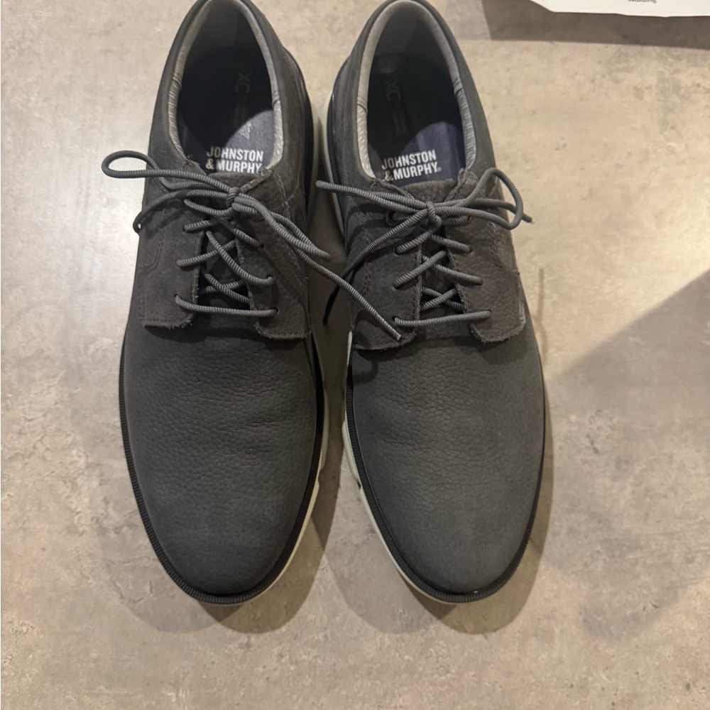 Johnston & Murphy XC4® Tanner Plain Toe - Dark Gray Nubbuck- Size 9